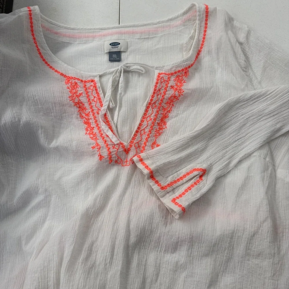 Old Navy White Swim Coverup with Coral Embroidery - Picture 2 of 13